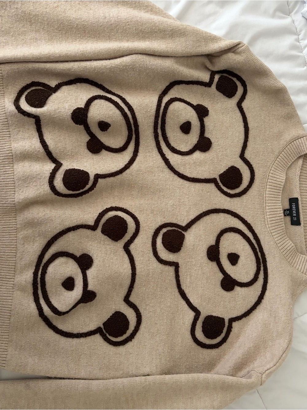 Forever 21 Beige Crewneck Sweater with Brown Bear Motif - Men